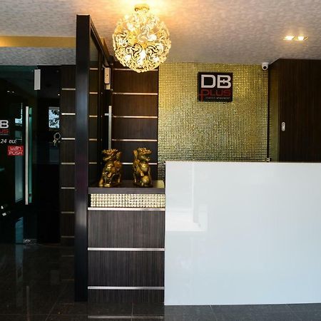 Db Plus 3 Bangkok Buitenkant foto